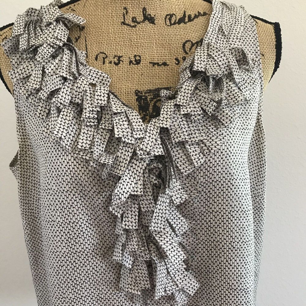 J.Crew Womens Silk Ruffle Blouse Size 12 Sleeveless Tank Hidden Button Placket - Picture 2 of 9